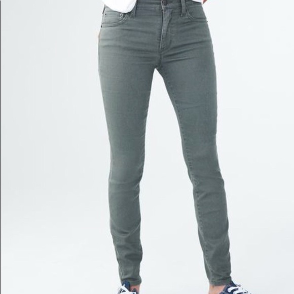 AEROPOSTALE ARMY GREEN JEGGINGS - Picture 1 of 2